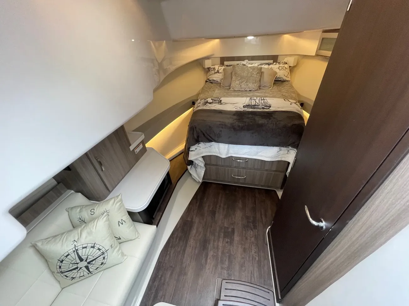 Thumbnail von Regal 36 XO