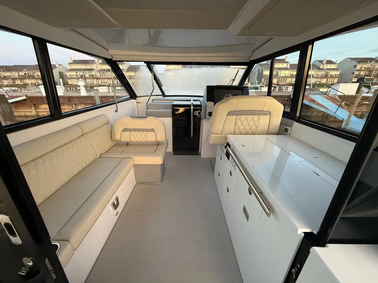 Thumbnail von Regal 36 XO