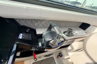 Thumbnail von Sea Ray SLX 400 Außenborder