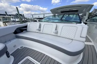Thumbnail von Sea Ray SLX 400 Außenborder