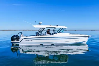 Cruisers Yachts 38 VTR