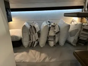 Thumbnail von Cruisers Yachts 34 GLS