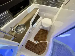 Thumbnail von Sea Ray SLX 310 Outboard