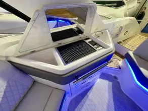 Thumbnail von Sea Ray SLX 310 Outboard