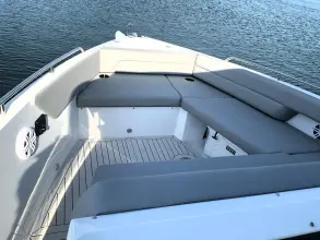 Thumbnail von Cruisers Yachts 38 VTR