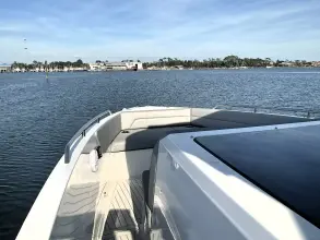 Thumbnail von Cruisers Yachts 38 VTR