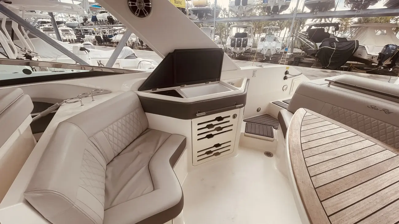 Thumbnail von Sea Ray SLX 310 Fuoribordo