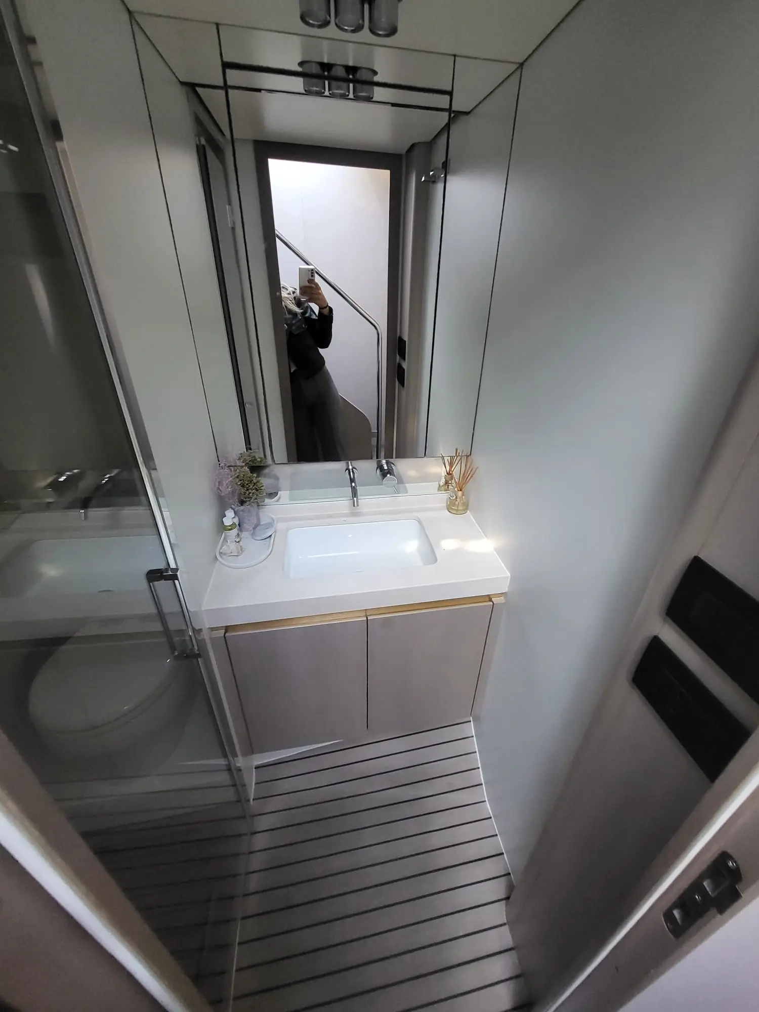 Thumbnail von Azimut 60