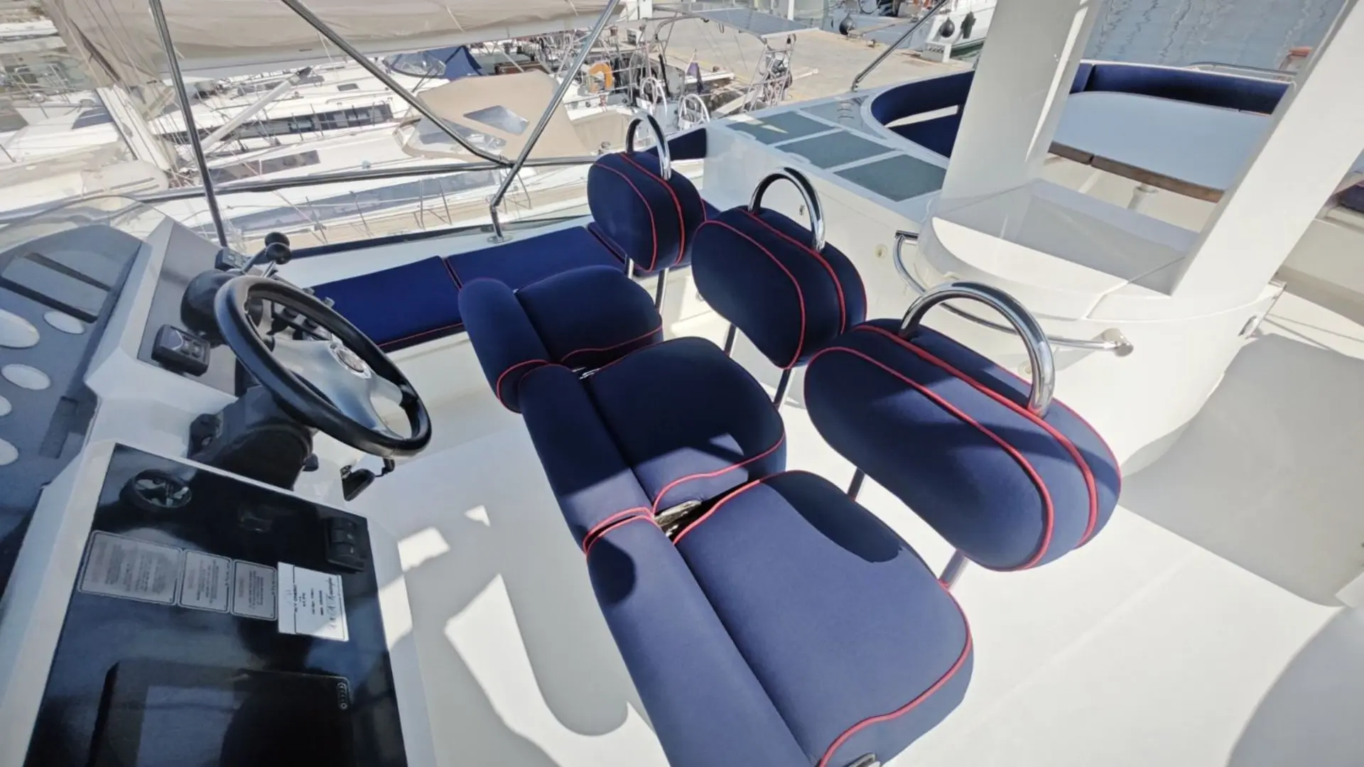 Thumbnail von Fairline Squadron 58 M/Y ONEIRO