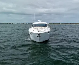 Thumbnail von Cruisers Yachts 42 Cantius