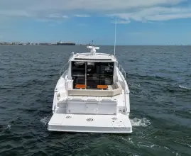 Thumbnail von Cruisers Yachts 42 Cantius