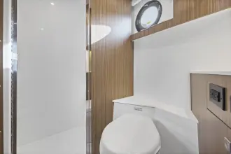 Thumbnail von Cruisers Yachts 42 Cantius