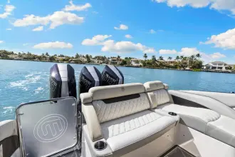 Thumbnail von Mystic Powerboats M3800