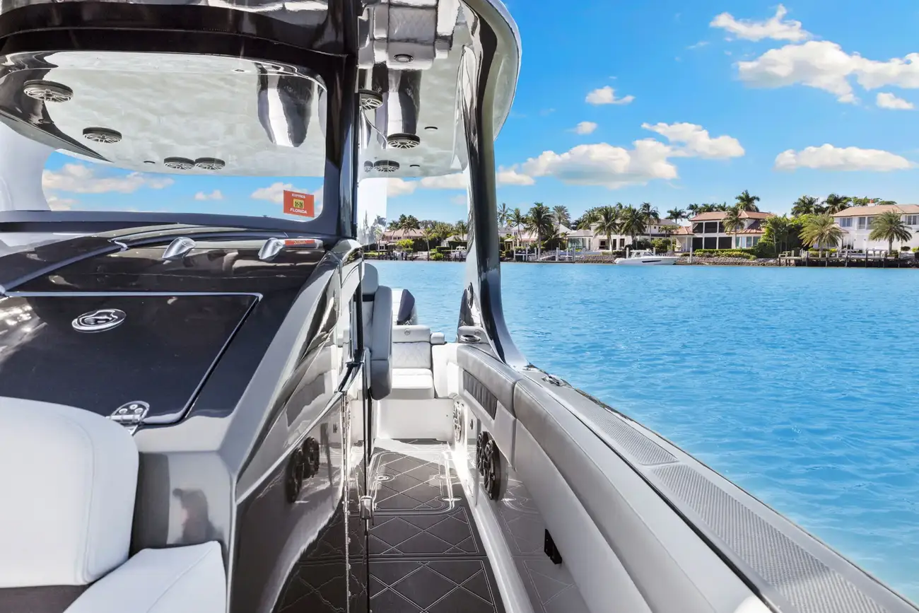 Thumbnail von Mystic Powerboats M3800