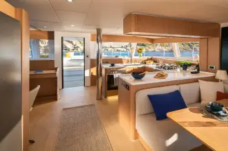 Thumbnail von Bali 	5.8 Dostępne do zamówienia