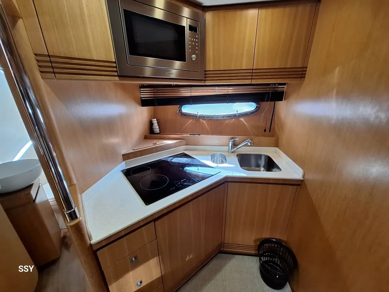 Thumbnail von Rizzardi 48 In GIUMAR