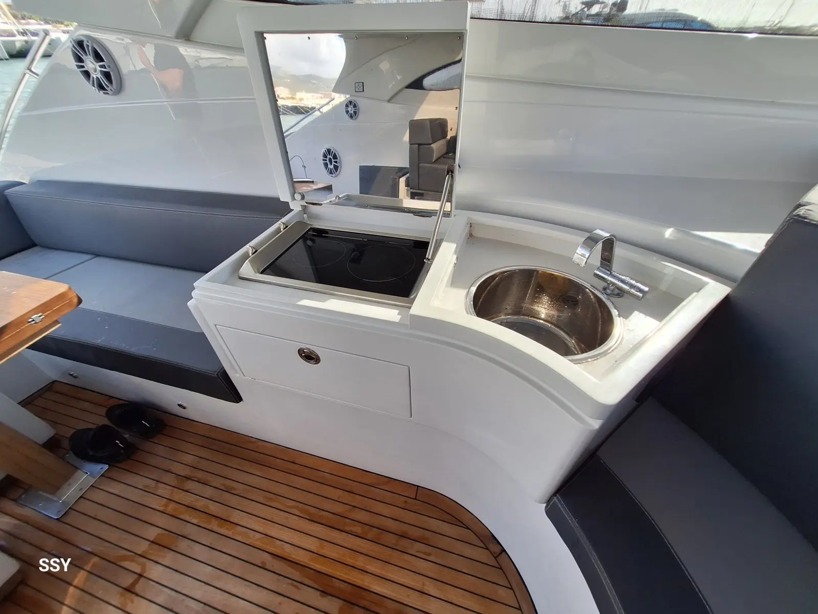 Thumbnail von Rizzardi 48 In GIUMAR