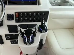 Thumbnail von Grady White Express 330