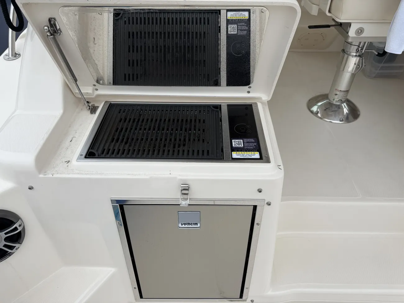 Thumbnail von Grady White Express 330