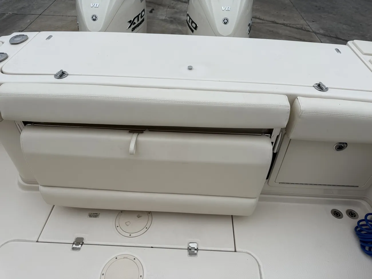 Thumbnail von Grady White Express 330