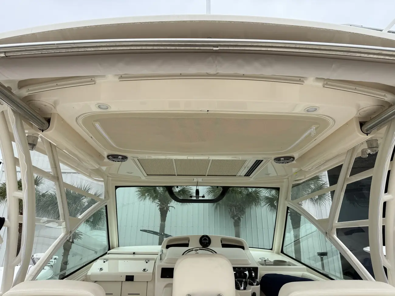 Thumbnail von Grady White Express 330