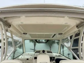 Thumbnail von Grady White Express 330