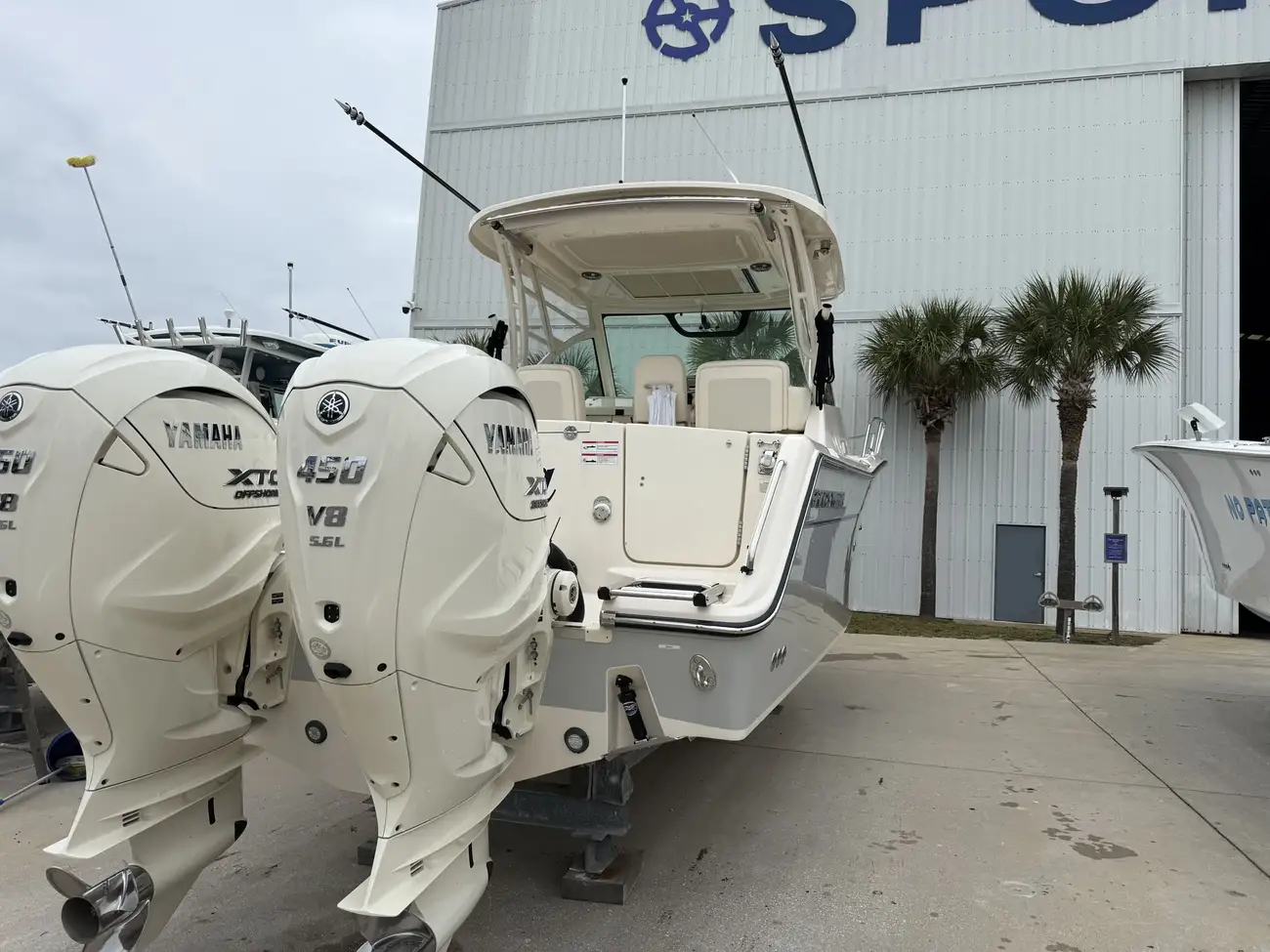 Thumbnail von Grady White Express 330