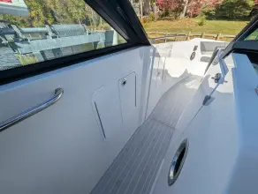 Thumbnail von Cruisers Yachts 38 GLS