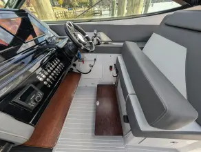 Thumbnail von Cruisers Yachts 38 GLS