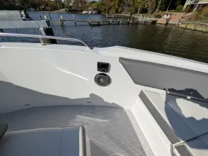Thumbnail von Cruisers Yachts 38 GLS