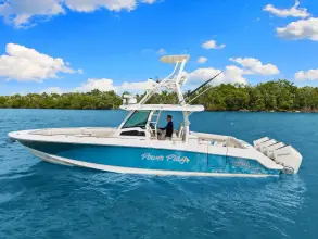 Thumbnail von Boston Whaler 380 Outrage