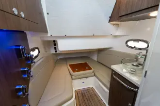 Thumbnail von Boston Whaler 380 Outrage