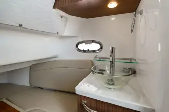 Thumbnail von Boston Whaler 380 Outrage