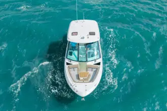 Thumbnail von Boston Whaler 330 Vantage
