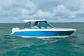 Thumbnail von Boston Whaler 330 Vantage