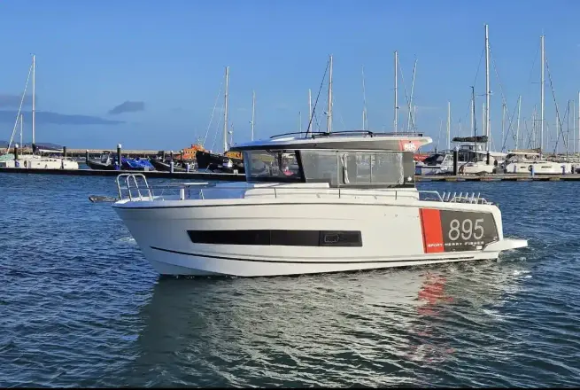 Jeanneau Merry Fisher 895 Sport