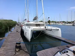 Thumbnail von Nautitech 44 Open Athena