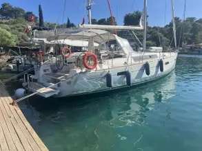 Thumbnail von Beneteau Oceanis 45 Anchor management
