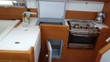 Thumbnail von Jeanneau Sun Odyssey 41 DS HONEYPOT