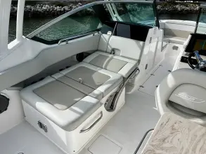 Thumbnail von Boston Whaler 240 Vantage