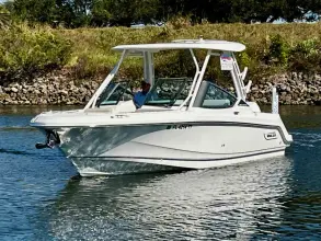 Thumbnail von Boston Whaler 240 Vantage