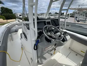 Thumbnail von Boston Whaler 230 Outrage