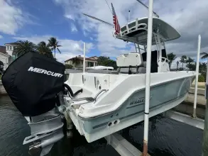 Thumbnail von Boston Whaler 230 Outrage