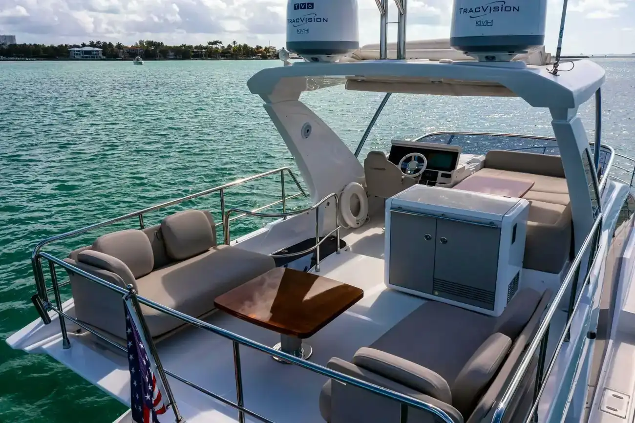 Thumbnail von Азимут 50 BLESSED