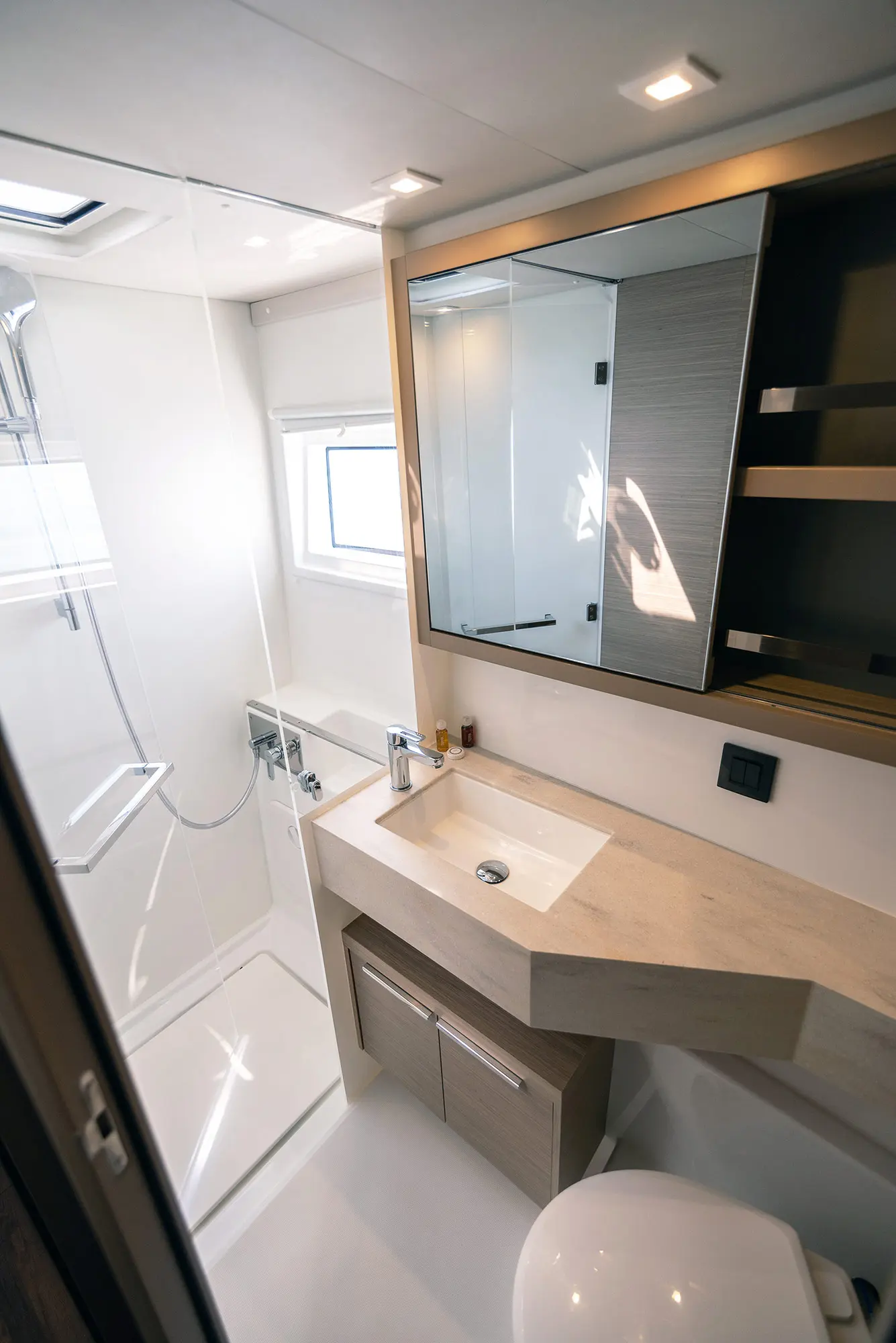 Thumbnail von Lagoon 46