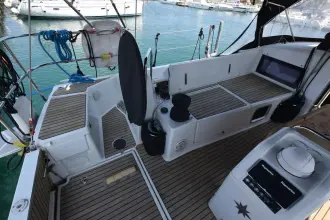 Thumbnail von Jeanneau Sun Odyssey 490