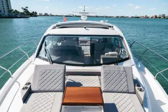 Thumbnail von Cruisers Yachts 42 Cantius
