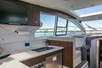 Thumbnail von Cruisers Yachts 42 Cantius