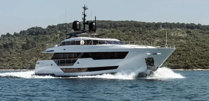 Custom Line 120 EROLIA