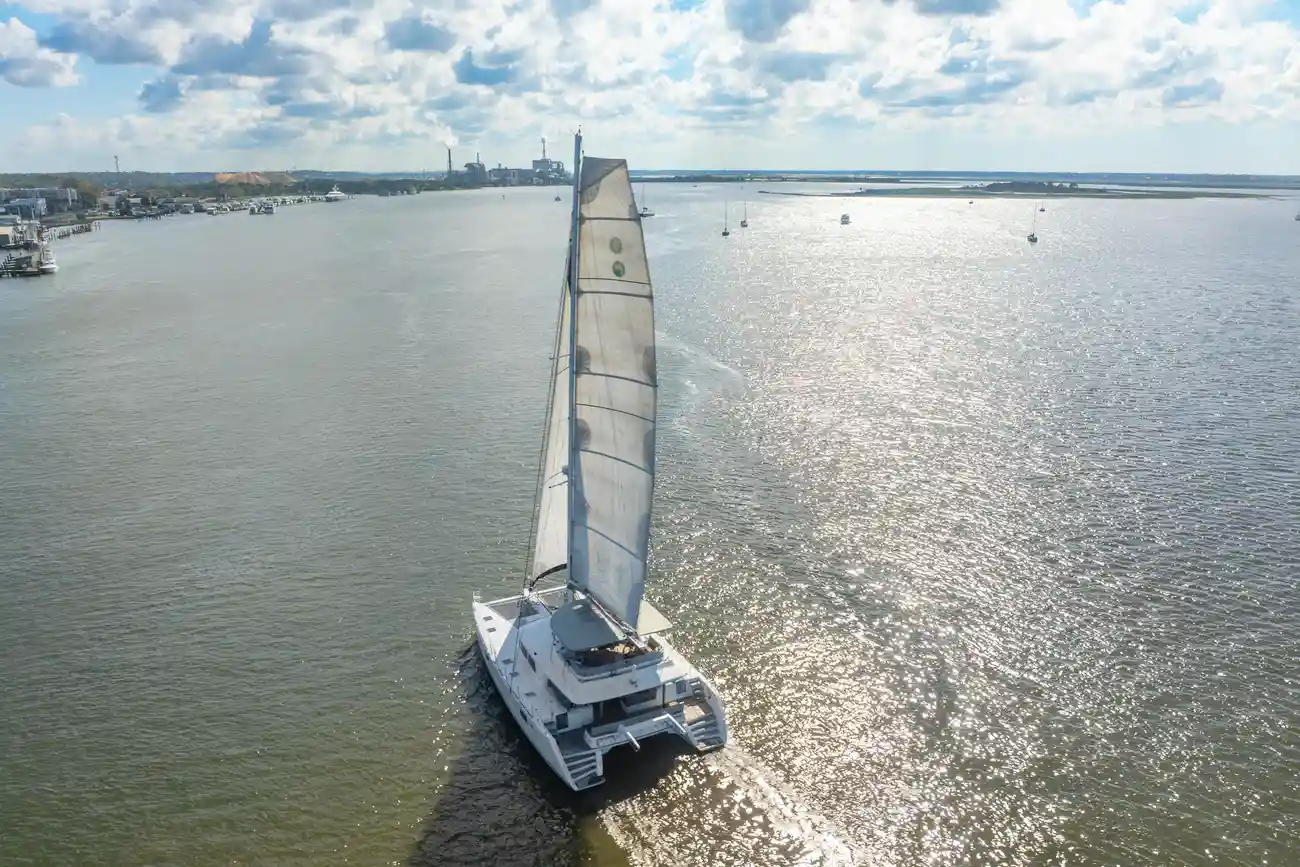 Thumbnail von Lagoon 560 Werd de Wacht Waard